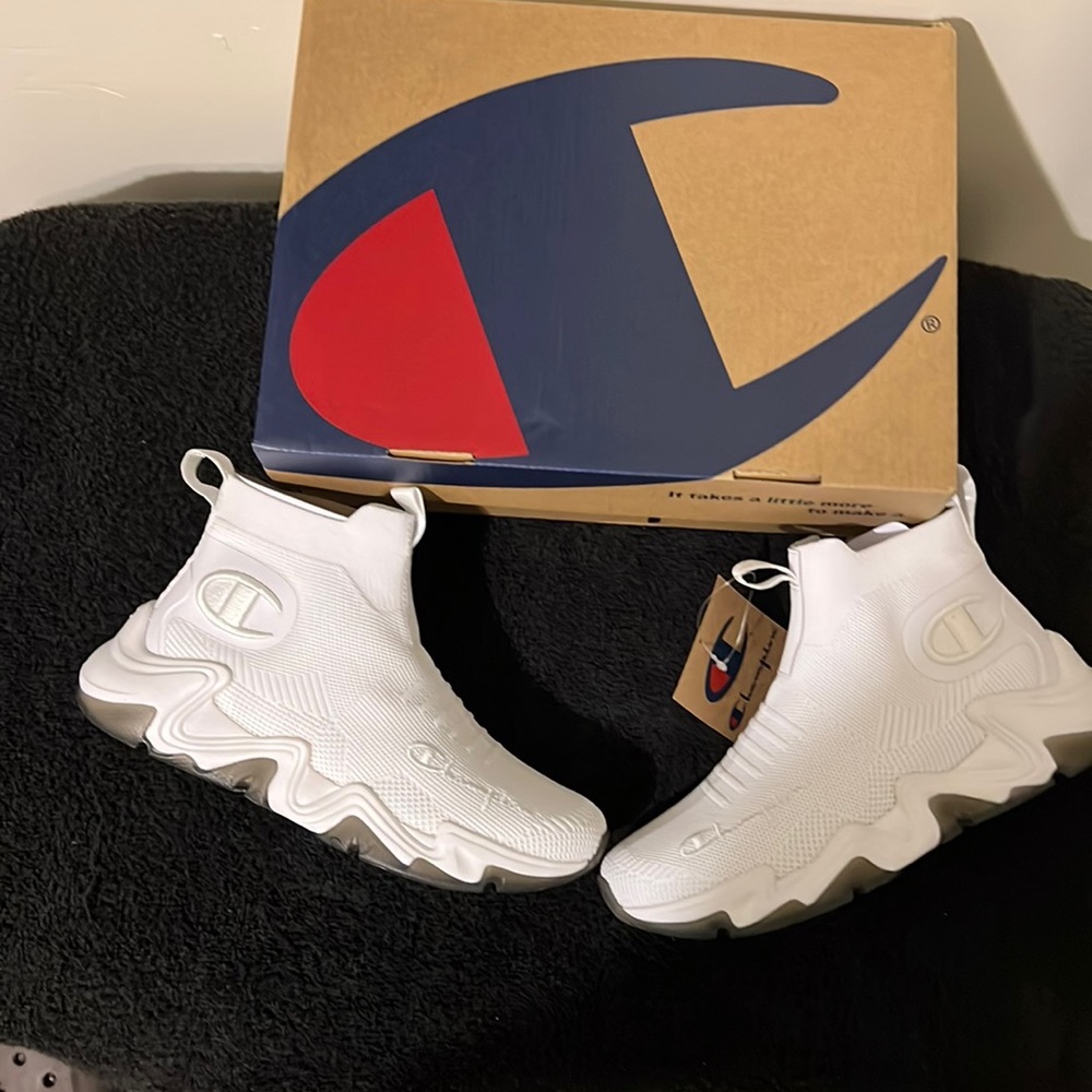 All white women’s champions gym shoes
